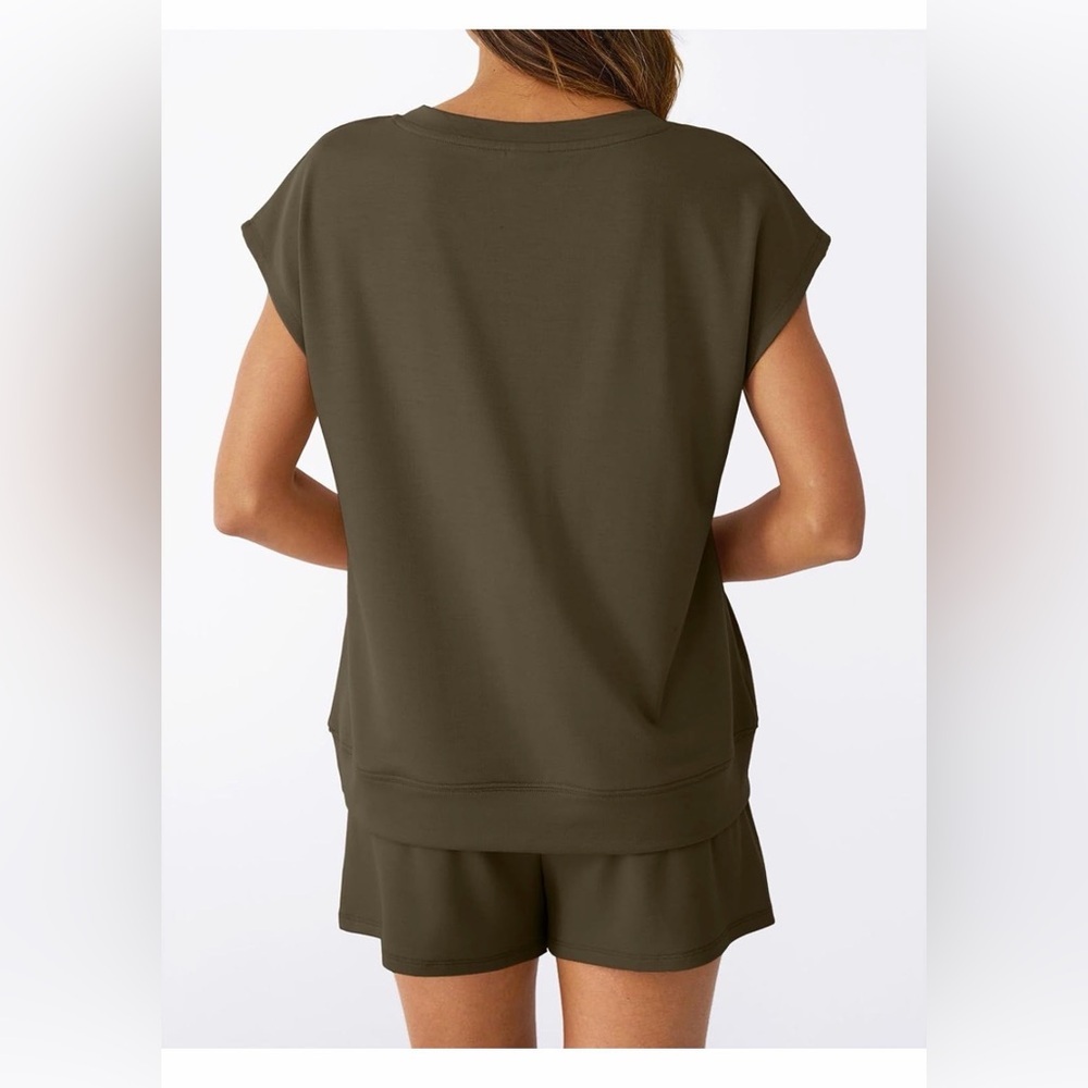 🆕Casual V-Neck Drawstring Short Set - Picture 2 of 3